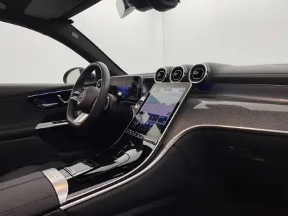 Photo 59 Mercedes Classe GLC Gén. II (C254) Ph1 AMG Line 5