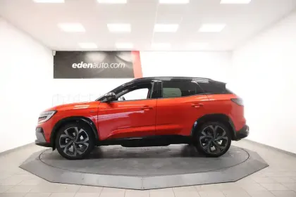 Photo 14 Renault Austral  E-Tech full hybrid 200 GSR2