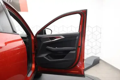 Photo 32 Renault Austral  E-Tech full hybrid 200 GSR2