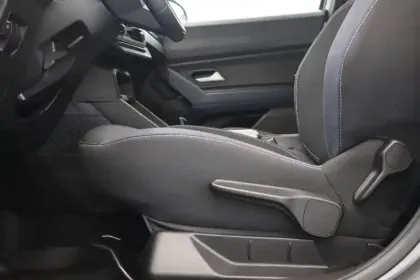 Photo 59 Dacia Duster  Hybrid 140