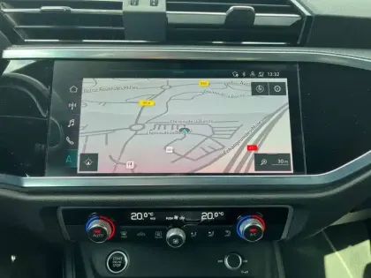 Photo 78 Audi Q3  35 TDI 150 ch S tronic 7