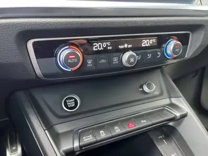 Photo 74 Audi Q3  35 TDI 150 ch S tronic 7