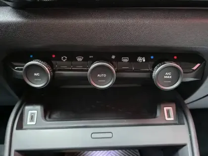 Photo 18 Citroën C4  PureTech 130 S&S BVM6