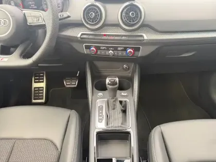 Photo 11 Audi Q2  35 TDI 150 S tronic 7