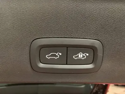 Photo 42 Volvo Xc40  Recharge 231 ch 1EDT