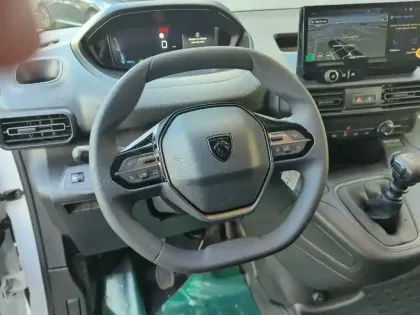 Photo 32 Peugeot Partner  FOURGON M 650 KG BLUEHDI 100 S&S BVM6