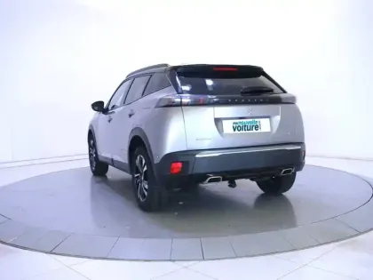 Photo 6 Peugeot 2008  PureTech 130 S&S EAT8