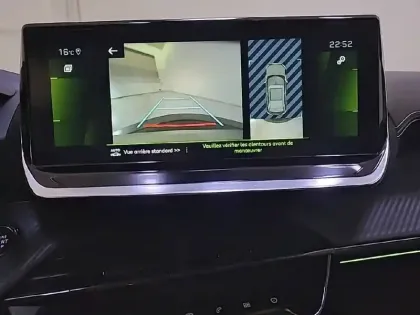 Photo 19 Peugeot 2008  PureTech 130 S&S EAT8