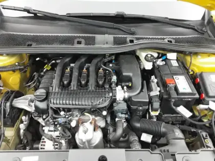 Photo 39 Peugeot 208  PureTech 75 S&S BVM5