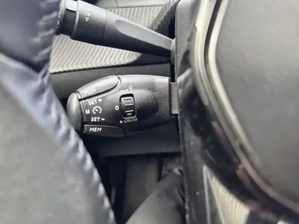 Photo 24 Peugeot 208  PureTech 75 S&S BVM5