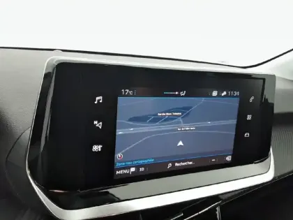 Photo 72 Peugeot 208  PureTech 75 S&S BVM5