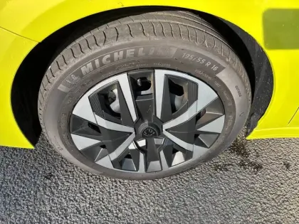 Photo 12 Peugeot 208  100 S&S BVM6