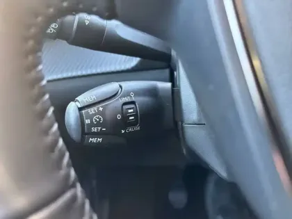 Photo 14 Peugeot 208  100 S&S BVM6