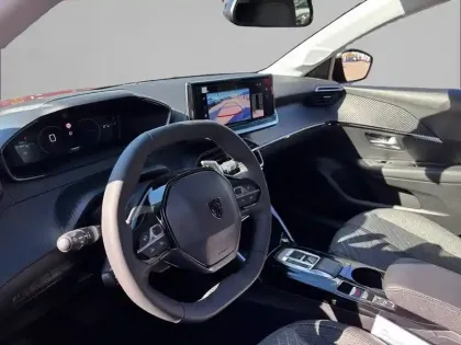 Photo 7 Peugeot 208  Hybrid 110 e-DCS6