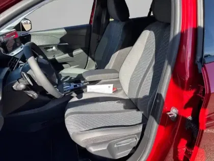 Photo 10 Peugeot 208  Hybrid 110 e-DCS6