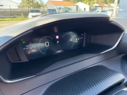 Photo 9 Peugeot 208  Hybrid 110 e-DCS6