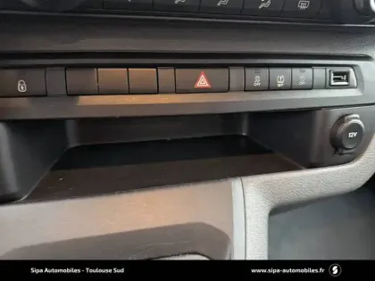 Photo 27 Opel Vivaro  Combi L3 1.5 Diesel 120 ch