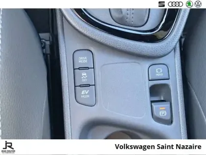 Photo 52 Toyota Yaris  Hybride 116h