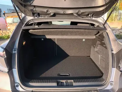 Photo 17 Renault Captur  E-Tech full hybrid 160 ch