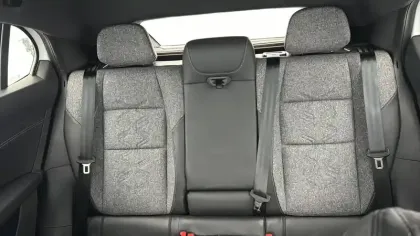 Photo 9 Renault Rafale  E-Tech full hybrid 200