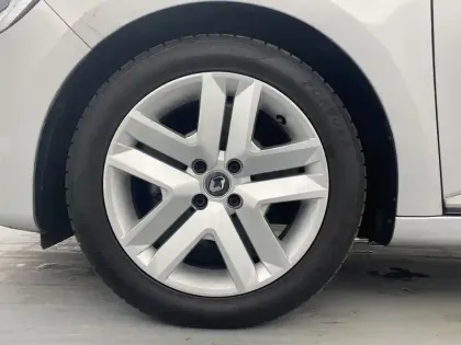 Photo 8 Renault Clio  TCe 100 GPL - 21N