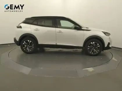 Photo 8 Peugeot 2008  PureTech 130 S&S EAT8