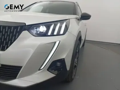 Photo 5 Peugeot 2008  PureTech 130 S&S EAT8