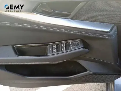 Photo 11 Renault Rafale  E-Tech full hybrid 200