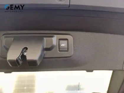 Photo 20 Renault Rafale  E-Tech full hybrid 200