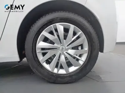 Photo 29 Peugeot 208  BlueHDi 100 S&S BVM6