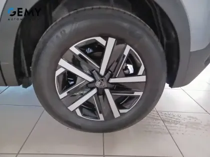 Photo 10 Peugeot 2008  Electrique 54 kWh 156 ch