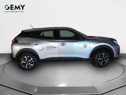 Photo 3 Peugeot 2008  Electrique 54 kWh 156 ch