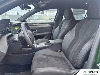 Photo 31 Peugeot 308  PureTech 130ch S&S EAT8