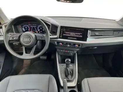 Photo 10 Audi A1  Sportback 30 TFSI 116 ch S tronic 7