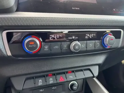 Photo 32 Audi A1  Sportback 30 TFSI 116 ch S tronic 7