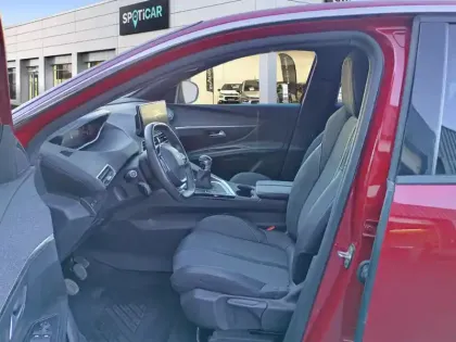 Photo 8 Peugeot 3008  PureTech 130ch S&S BVM6 Allure Pack