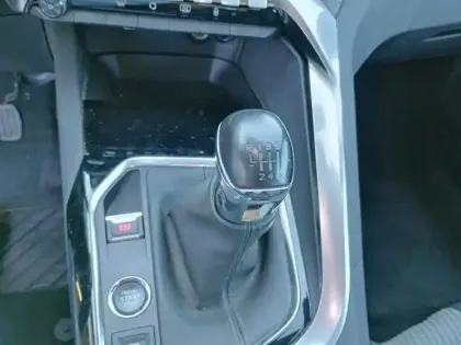 Photo 23 Peugeot 3008  PureTech 130ch S&S BVM6 Allure Pack