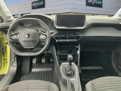 Photo 9 Peugeot 208  PureTech 100 S&S BVM6 Active