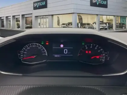 Photo 20 Peugeot 208  PureTech 100 S&S BVM6 Active