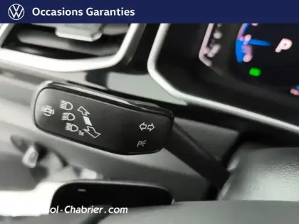 Photo 16 Volkswagen T-roc  1.5 TSI EVO 150 Start/Stop DSG7 R-Line