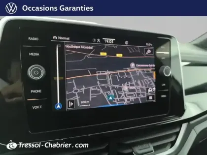 Photo 21 Volkswagen T-roc  1.5 TSI EVO 150 Start/Stop DSG7 R-Line