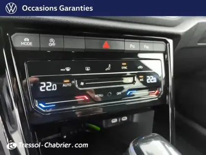 Photo 12 Volkswagen T-roc  1.5 TSI EVO 150 Start/Stop DSG7 R-Line