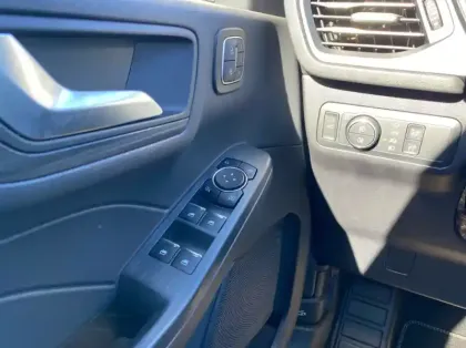 Photo 5 Ford Kuga 2.5 Duratec 180ch Hybrid FlexiFuel Active X Powershift