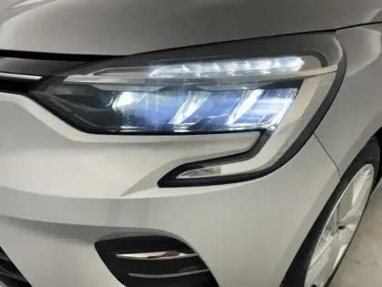 Photo 52 Renault Clio 1.6 E-Tech 140ch Zen