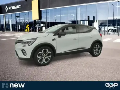 Photo 11 Renault Captur TCe 140 - 21 Intens