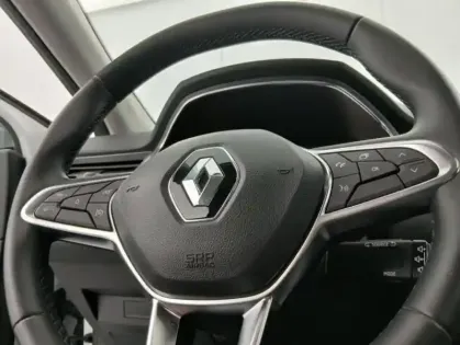 Photo 20 Renault Captur TCe 140 - 21 Intens