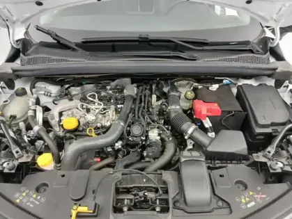 Photo 18 Renault Captur TCe 140 - 21 Intens