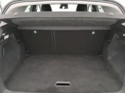 Photo 15 Renault Captur TCe 140 - 21 Intens