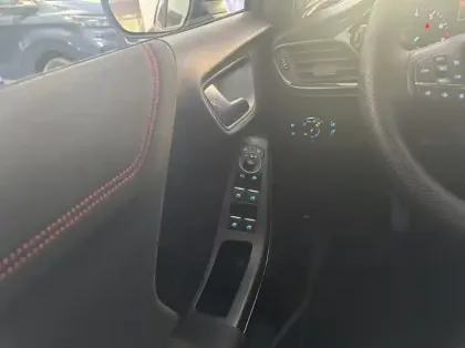 Photo 5 Ford Puma 1.0 Flexifuel 125ch S&amp;S mHEV ST-Line Design 3