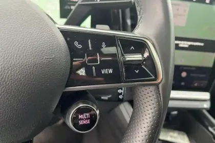 Photo 19 Renault Austral E-Tech hybrid 200 Techno